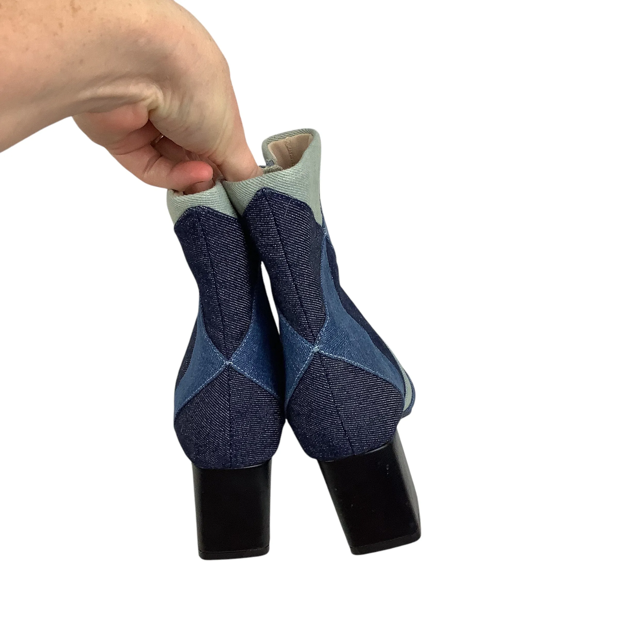 Boots Ankle Heels By Clothes Mentor In Blue Denim, Size: 8