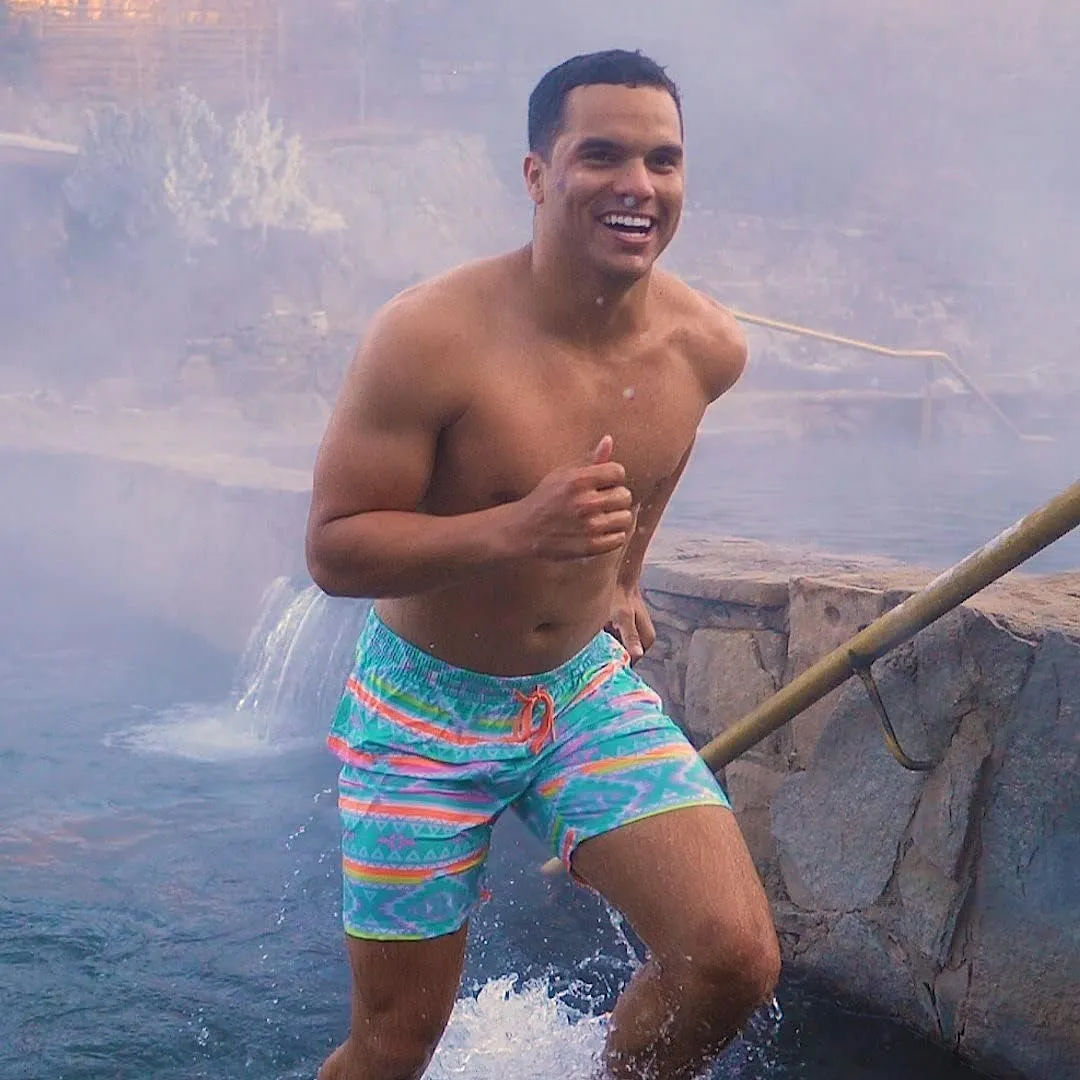 Chubbies Mens Swim Trunks ?C Mens Swim Shorts with 4-Way Stretch, 7?? Beach Shorts with Elastic Waist, Mesh Lining, UPF 50 