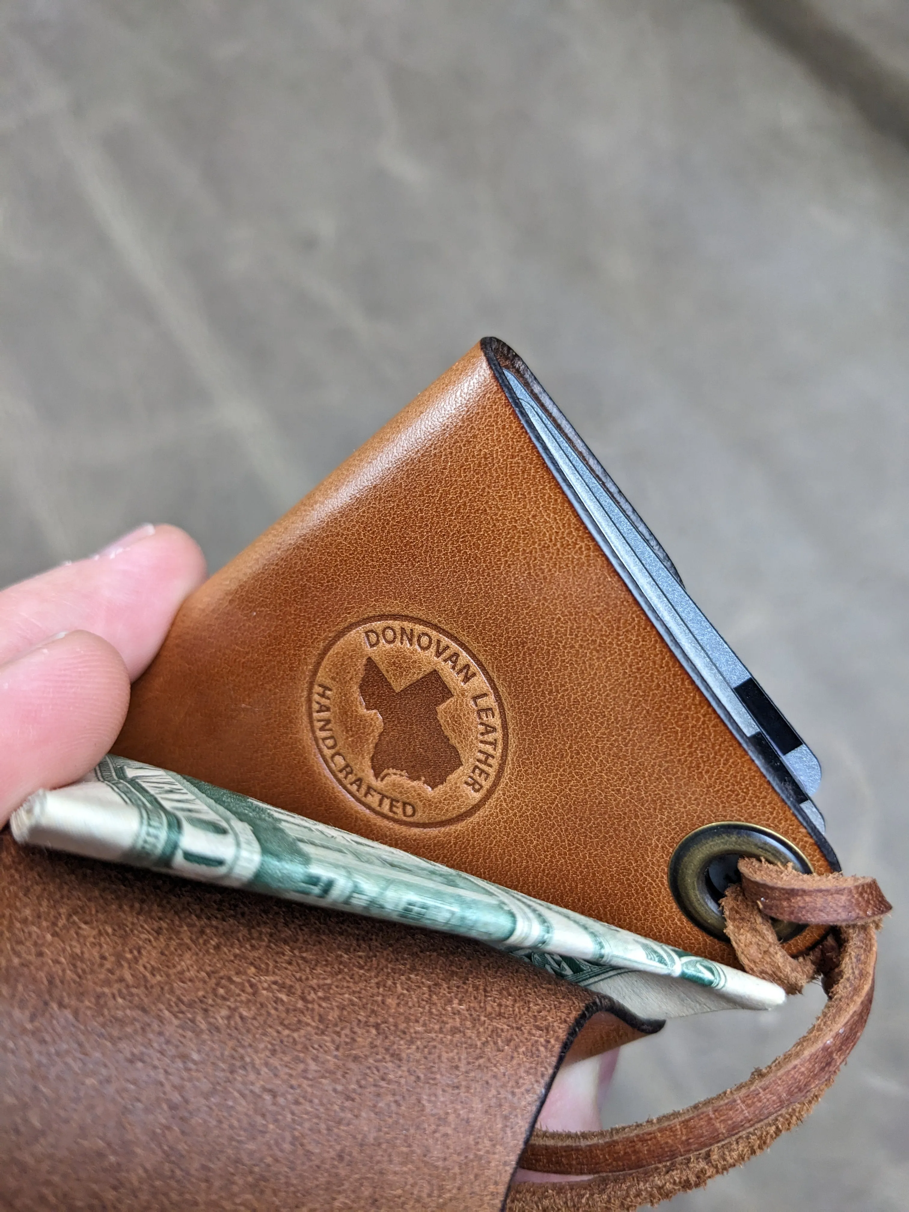 Hiker Wallet - Pink