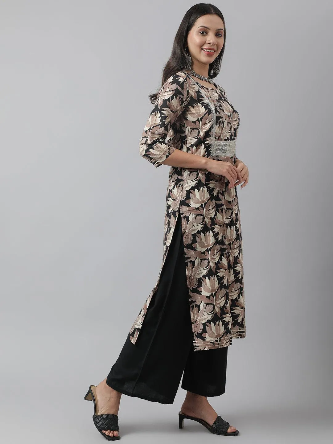 Jashvi Black Cotton Floral Straight Kurta