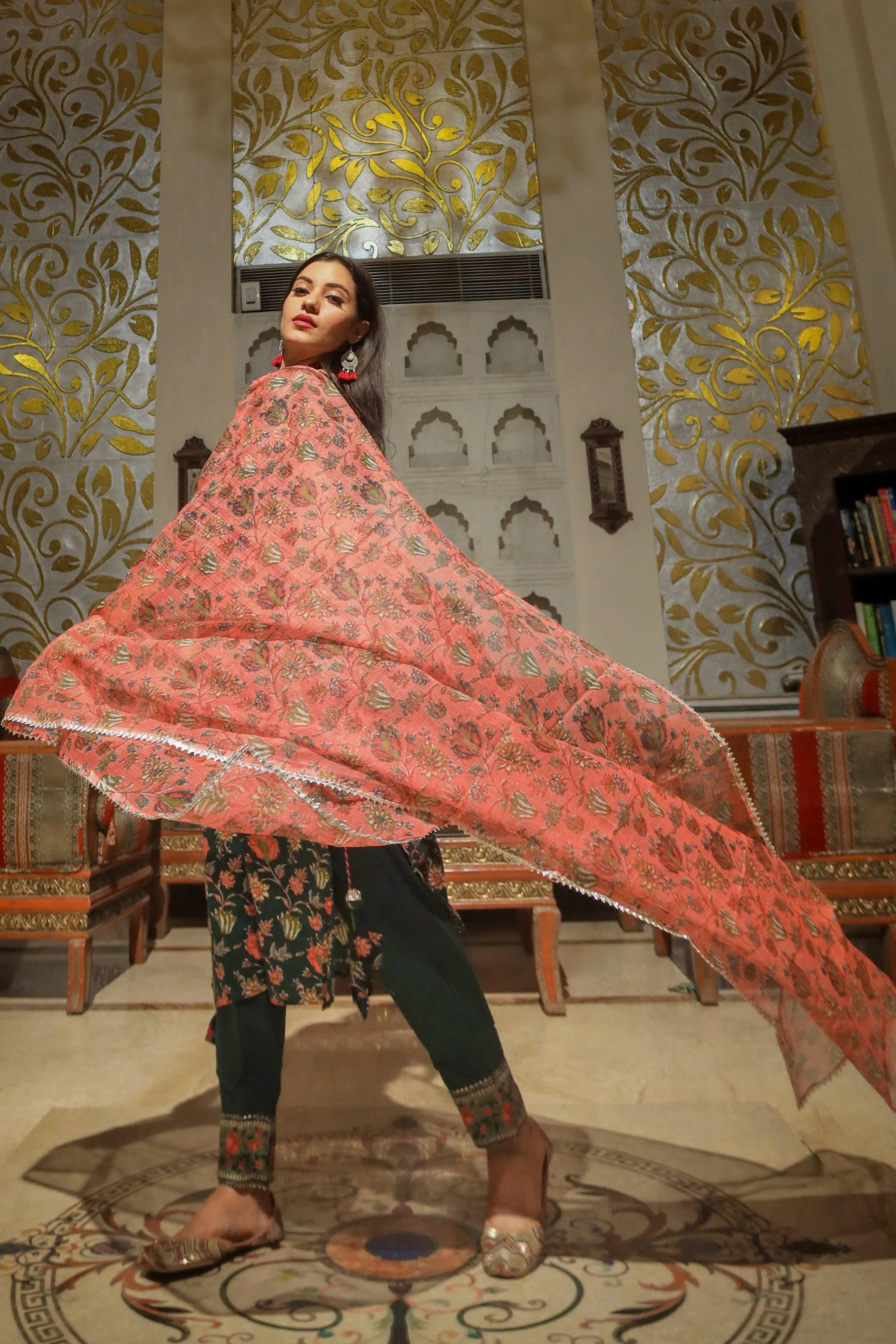 Jashvi Green Floral Printed Kurta Pant Set with Dupatta
