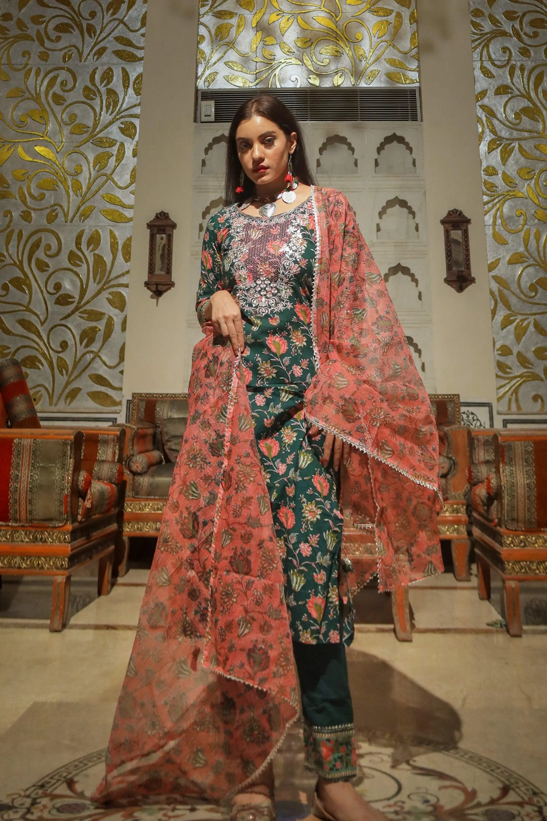Jashvi Green Floral Printed Kurta Pant Set with Dupatta