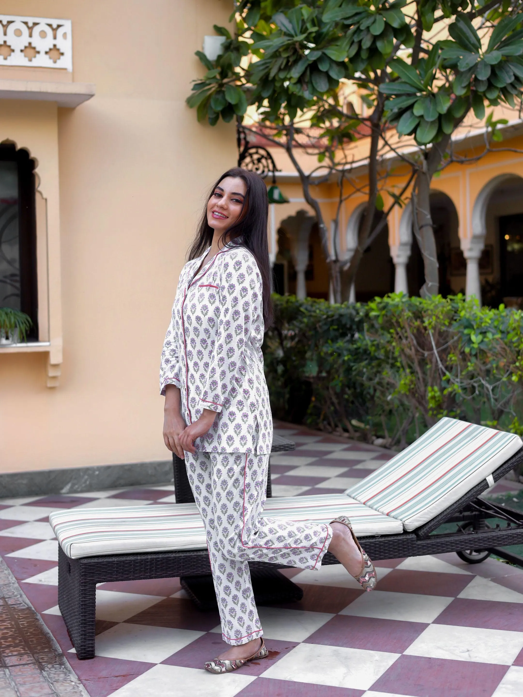 Jashvi White Printed Cotton Night Suit