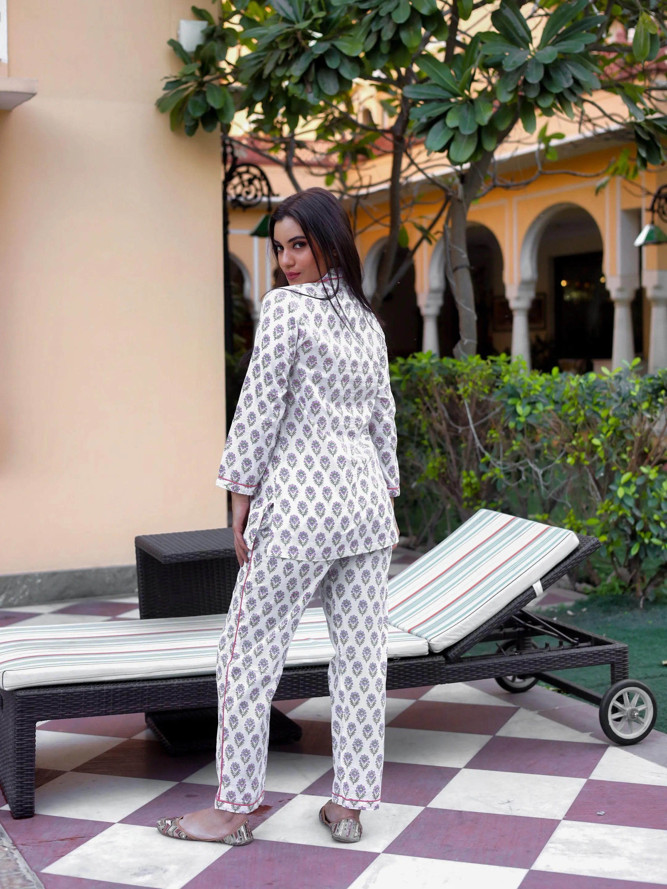 Jashvi White Printed Cotton Night Suit