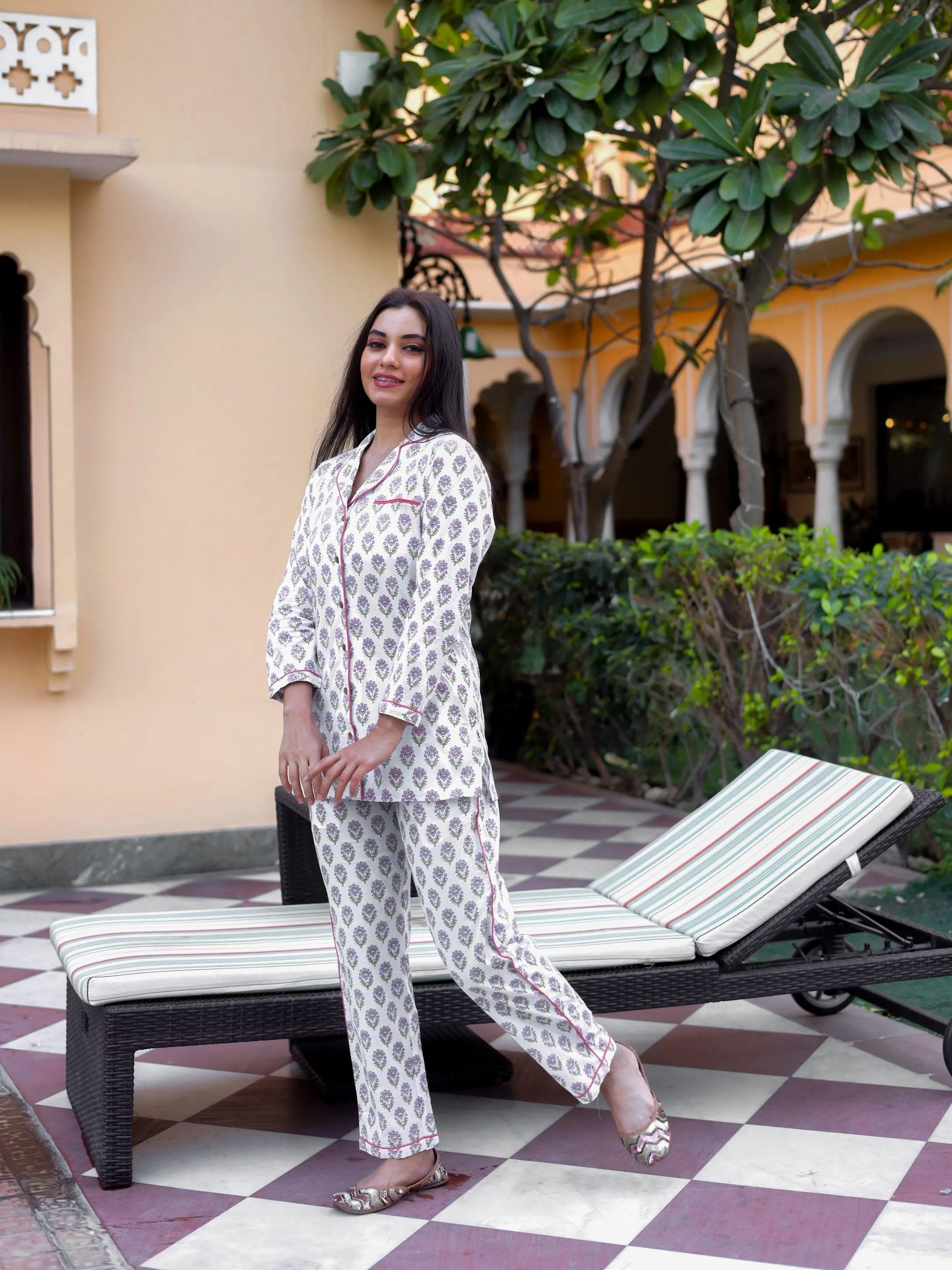 Jashvi White Printed Cotton Night Suit