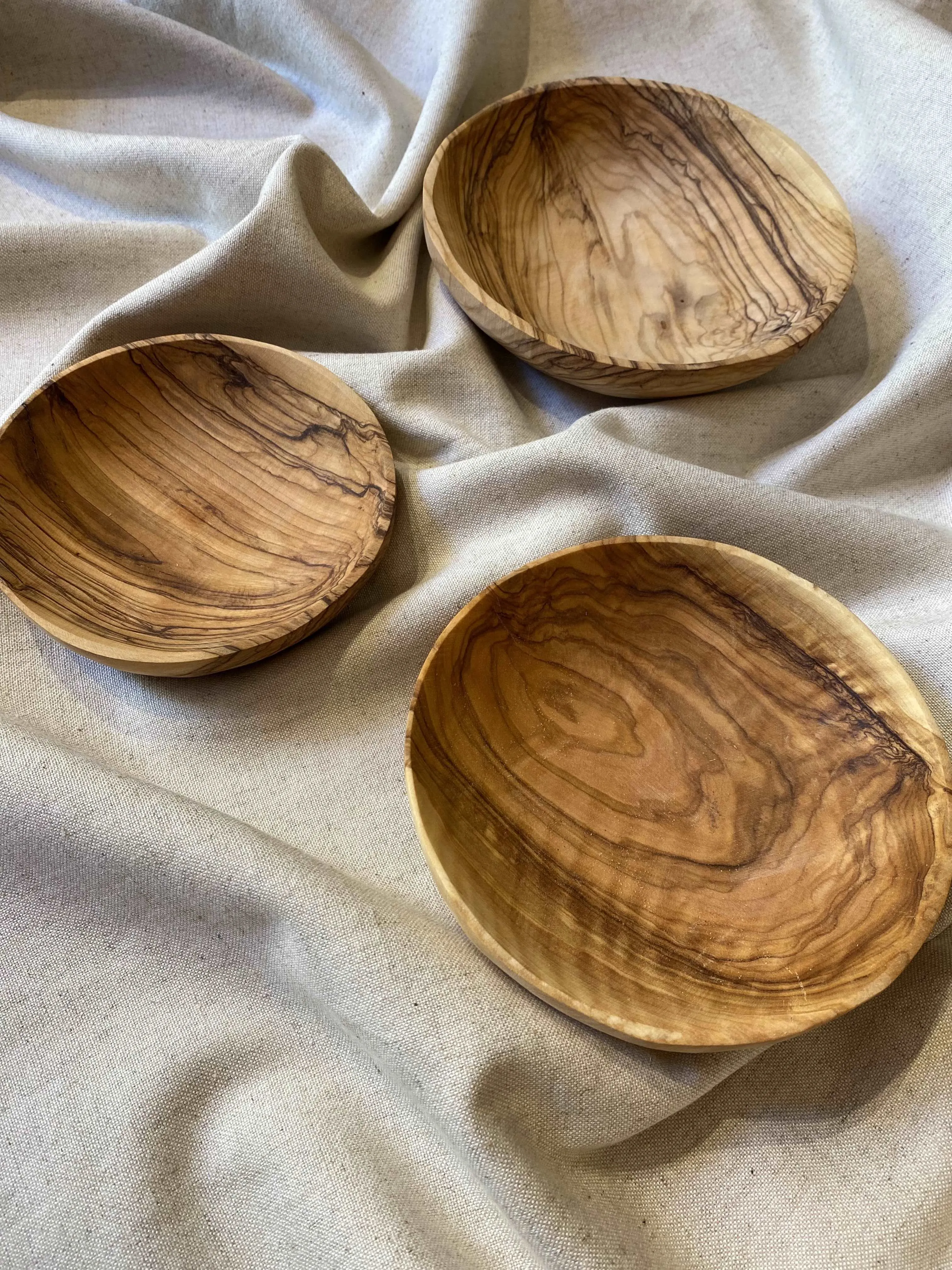 Set of Olive Wood Plates  (more styles)