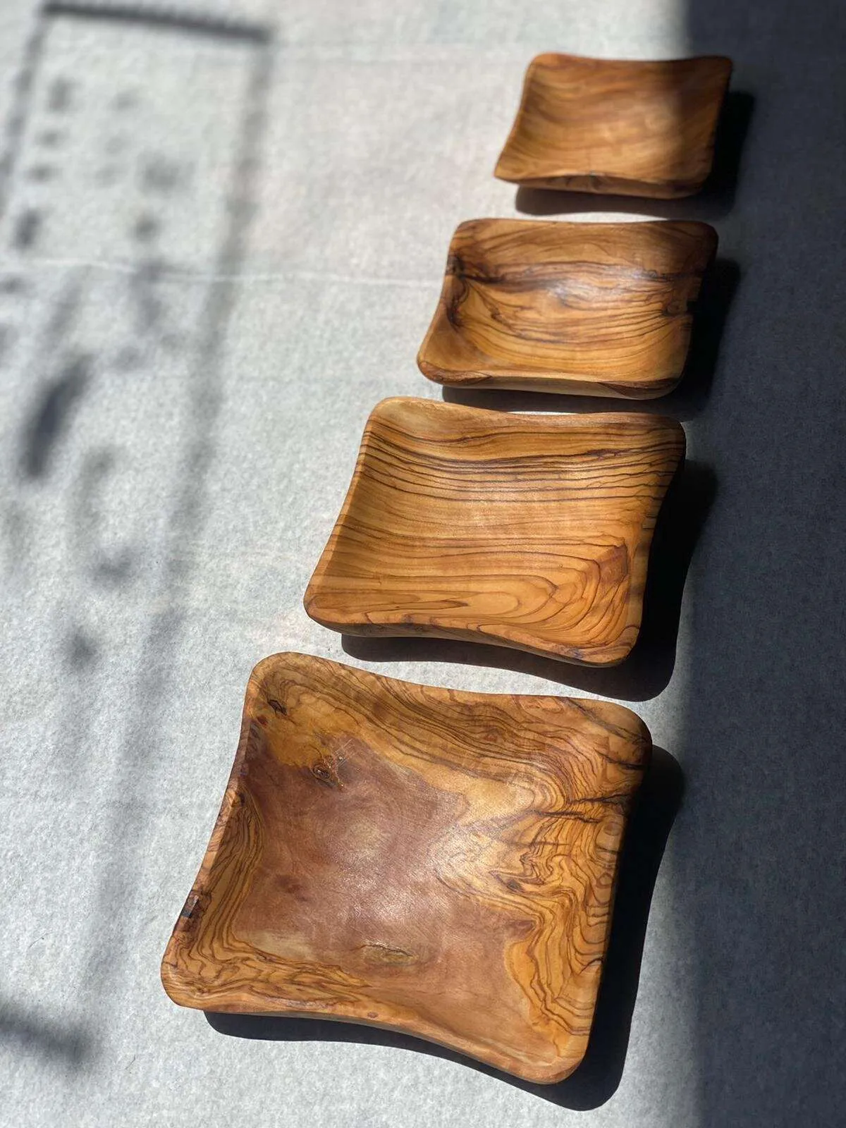 Set of Olive Wood Plates  (more styles)