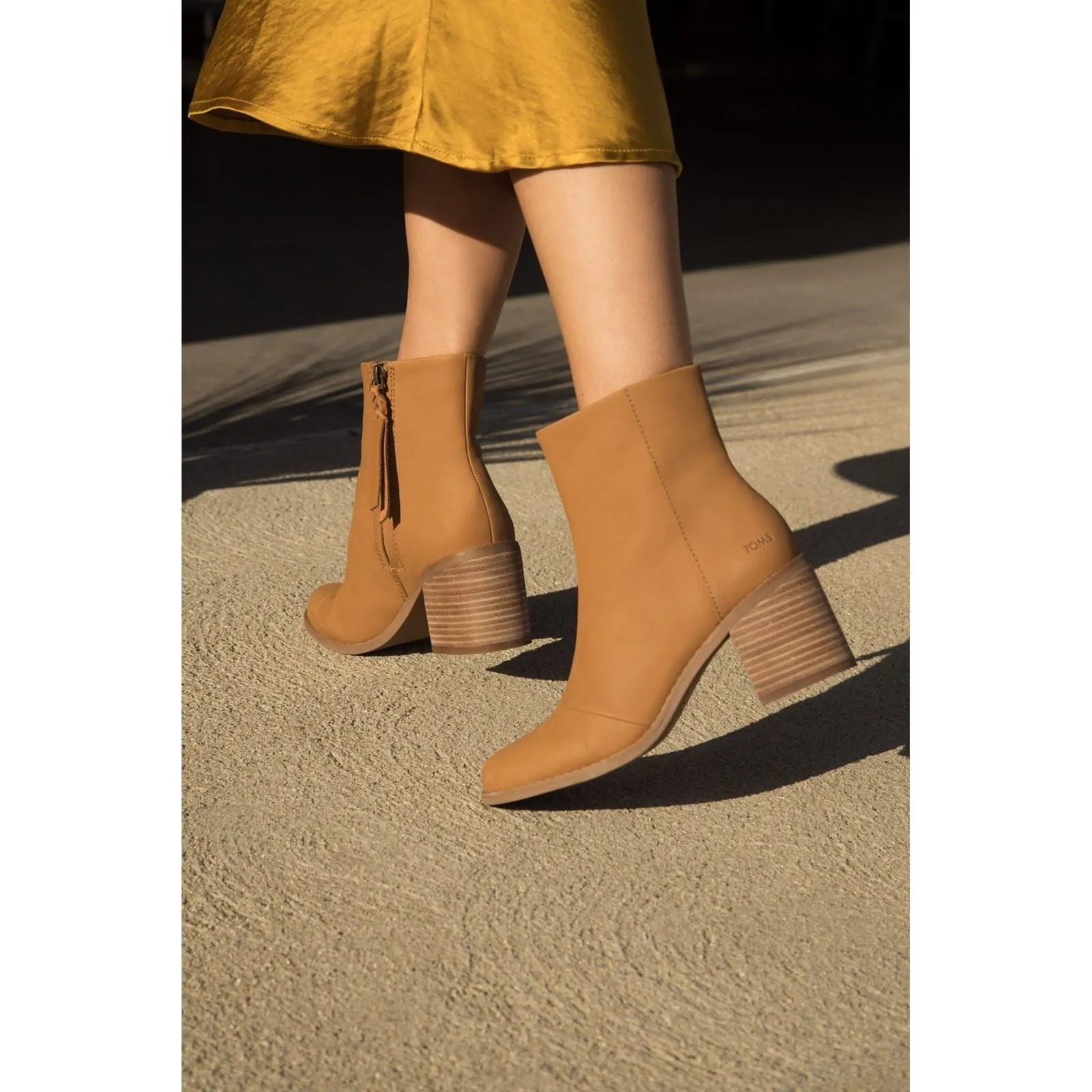 TOMS Evelyn Leather Women's Tan Boots