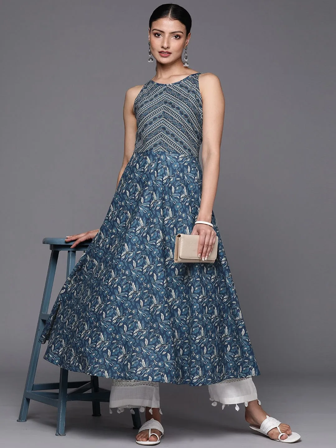 Varanga Women Floral Printed Indigo Anarkali Kurta